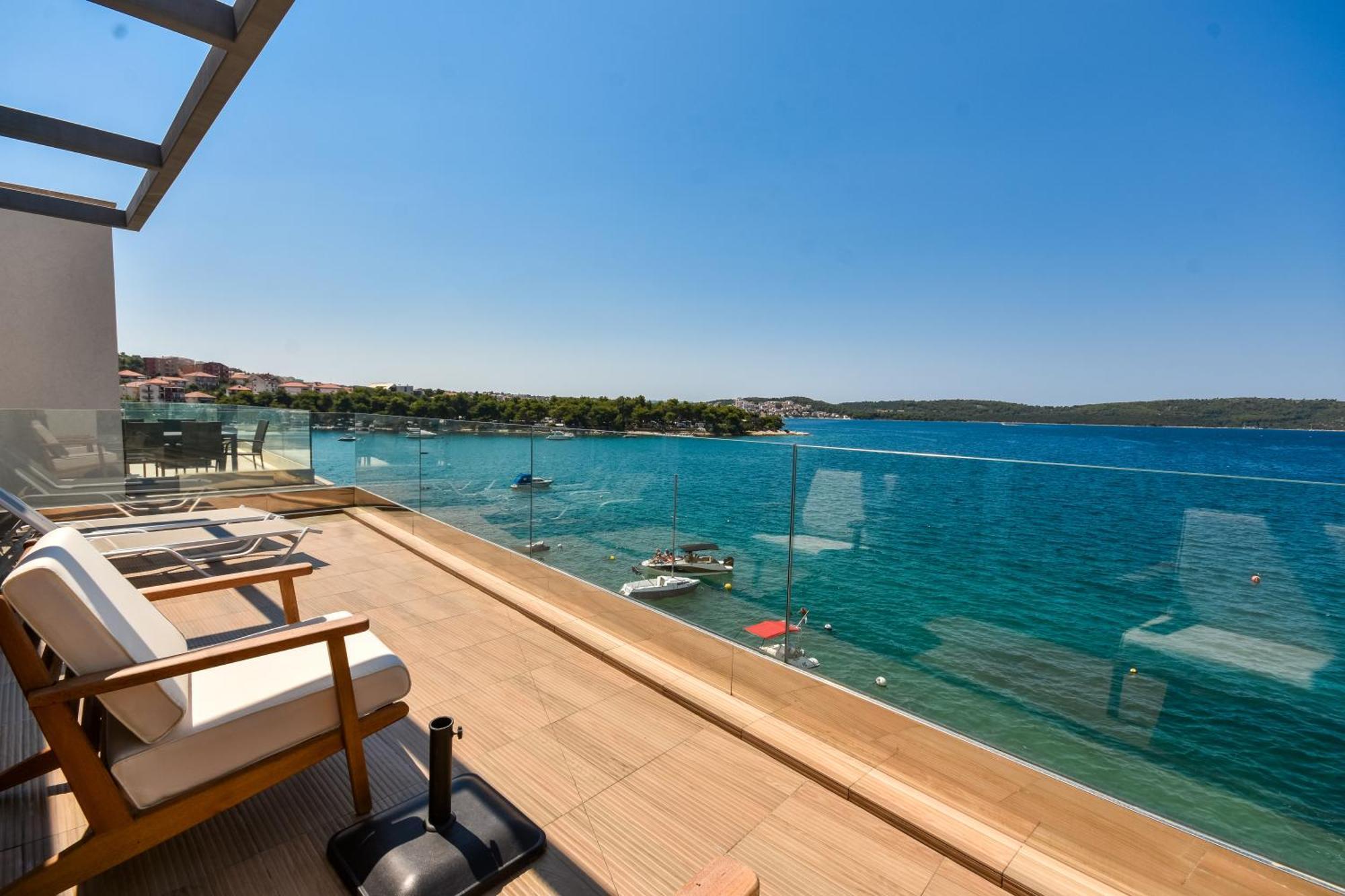 Livingstone Beach House Trogir Habitación foto